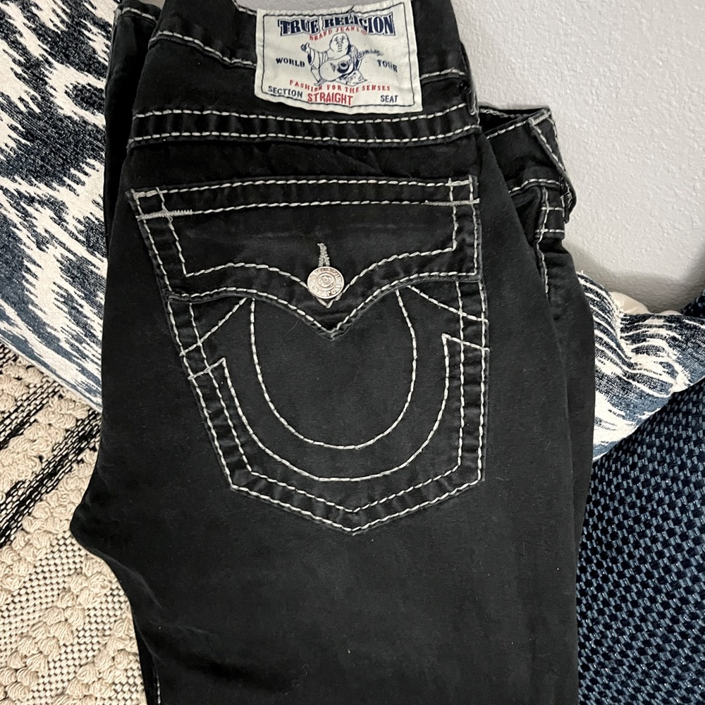 Men True Religion Jeans Size 36/Altered by seamstress to sz 30in length. See pic